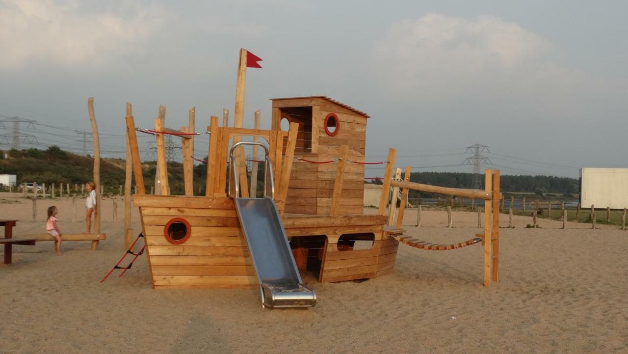 Beach Hotel Oostvoorne Exteriör bild