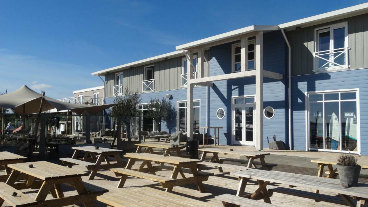 Beach Hotel Oostvoorne Exteriör bild